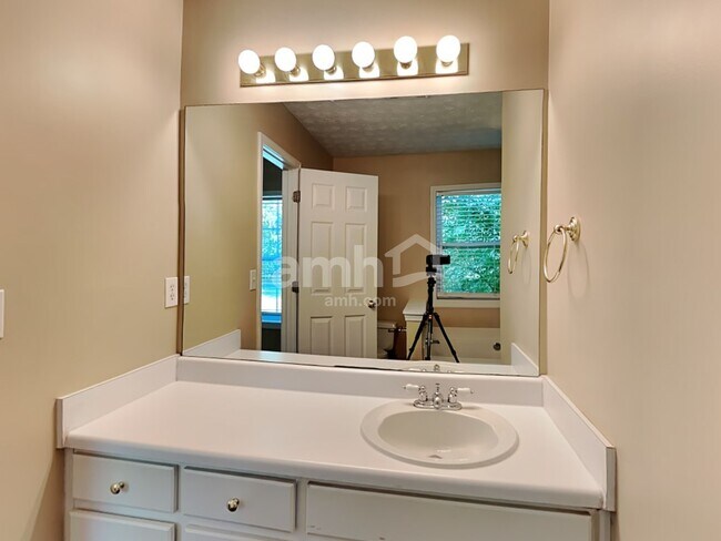 Building Photo - 311 Crosswalk Dr