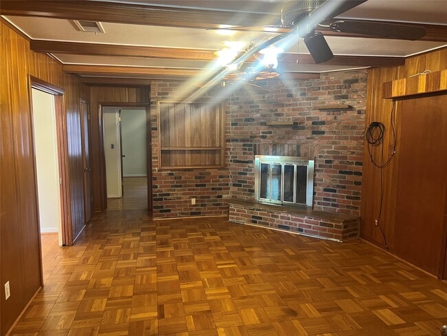 Building Photo - 3715 Latma Dr