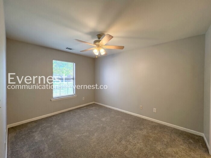Building Photo - 10800 Frenchmen Loop