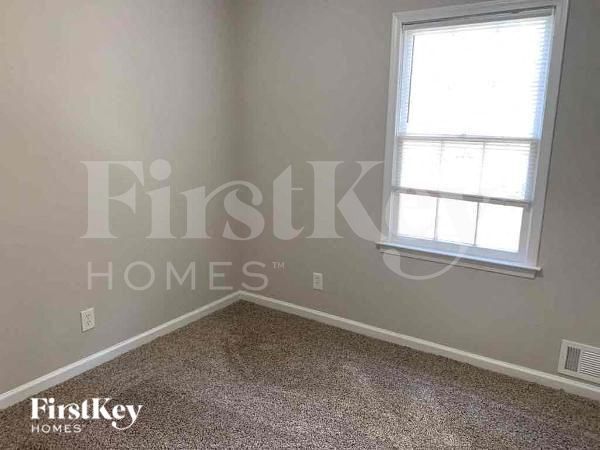 Building Photo - 2309 Westland Ml