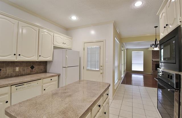 Building Photo - 4125 Peachwood Dr