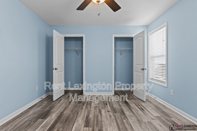 Building Photo - 111 High Hope Ln