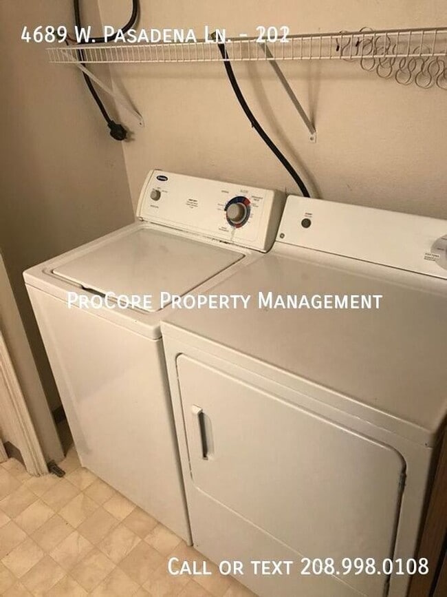 Building Photo - 2 Bedrooms, 2 Baths Ground Floor Unit in D...