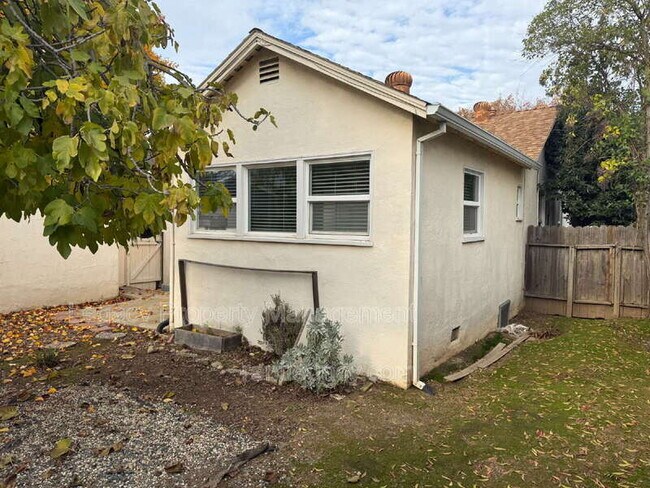 Building Photo - 5340 U St