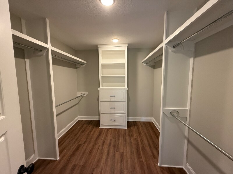 Building Photo - 112 Madisonville Dr