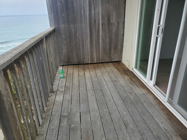 balcony - 340 Esplanade Ave