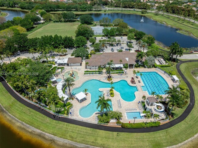 Building Photo - 812 Regal Cove Rd