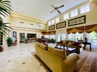 Building Photo - 9977 Westview Dr