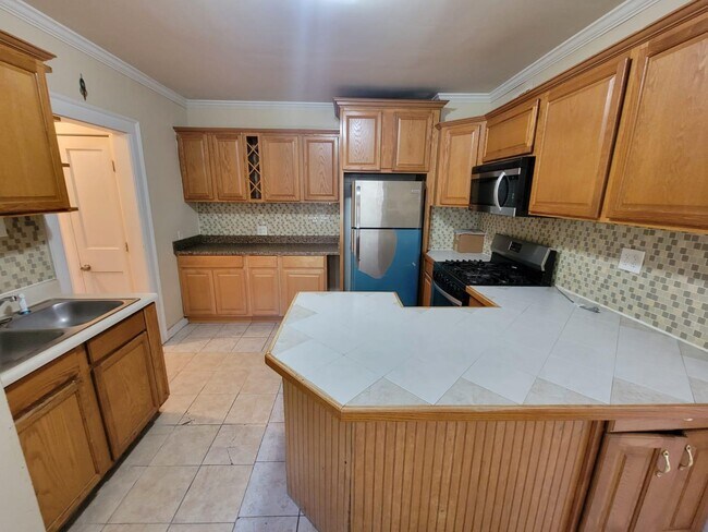 Building Photo - 489 Quinnipiac Ave