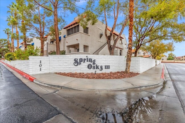 Building Photo - Remolded Kitchen on  12-1-25, Summerlin Condo