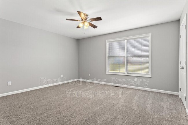 Building Photo - 2015 Dolly Dr