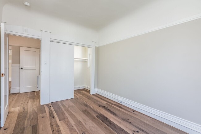 Building Photo - 112-118 Shotwell Street (1016r)