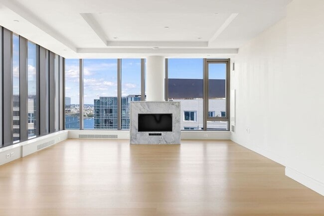 Building Photo - 133 Seaport Blvd