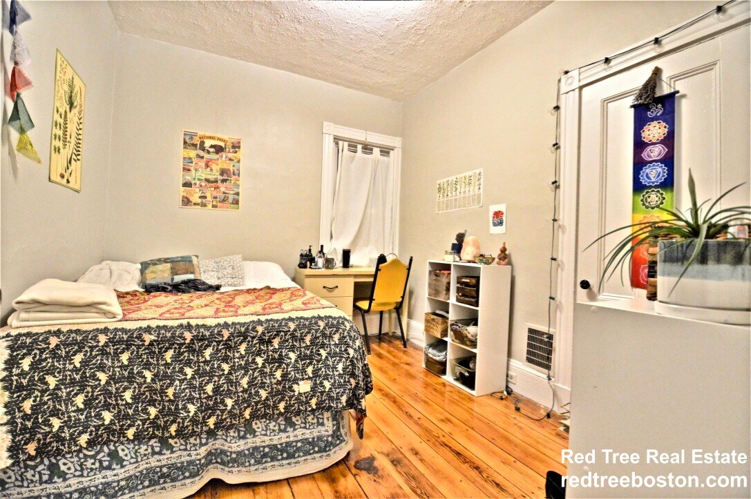 Unit 2 - 201 Hillside St