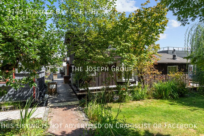 Building Photo - One of a kind 2 bed/1.75 bath houseboat ov...