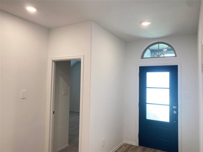 Building Photo - 17010 Daylily Dune Wy