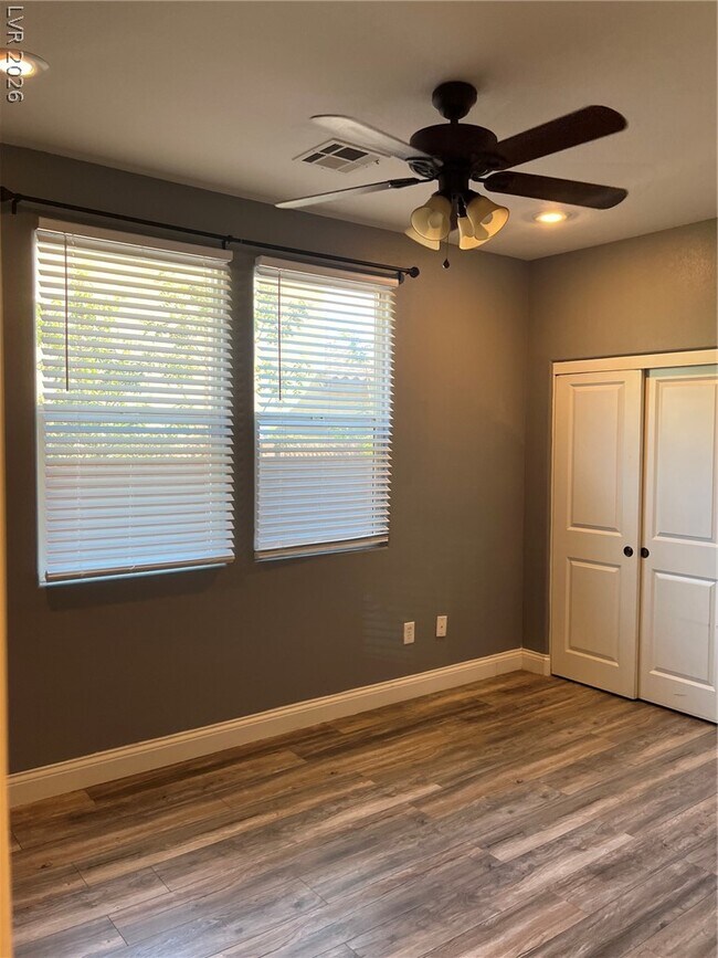 Building Photo - 5525 Mesquite Creek St