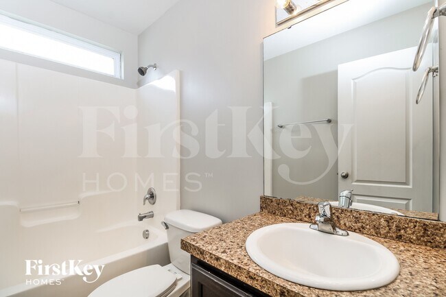 Building Photo - 156 Coosawatchie St