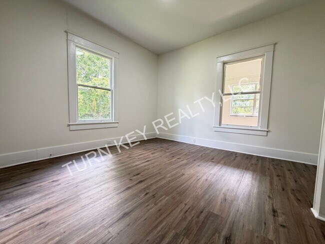 Building Photo - Home for rent in Birmingham