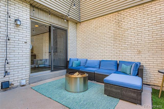 Building Photo - 4234 W Pondview Dr