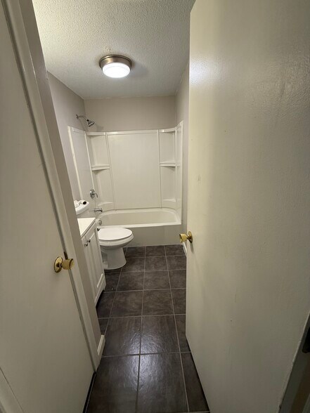 Building Photo - 1 Charleston Ave