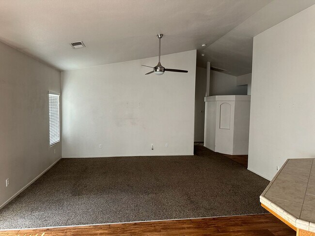 Building Photo - 2610 N Duke St