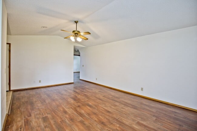 Building Photo - ***174 Township***
