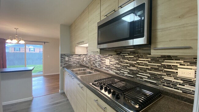 Building Photo - 4825 Kimball Hill Dr