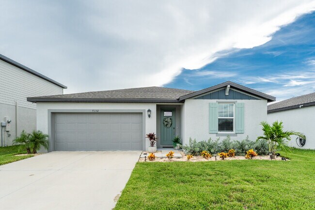 Primary Photo - Spacious & Beautifully designed 4 Bedroom/...