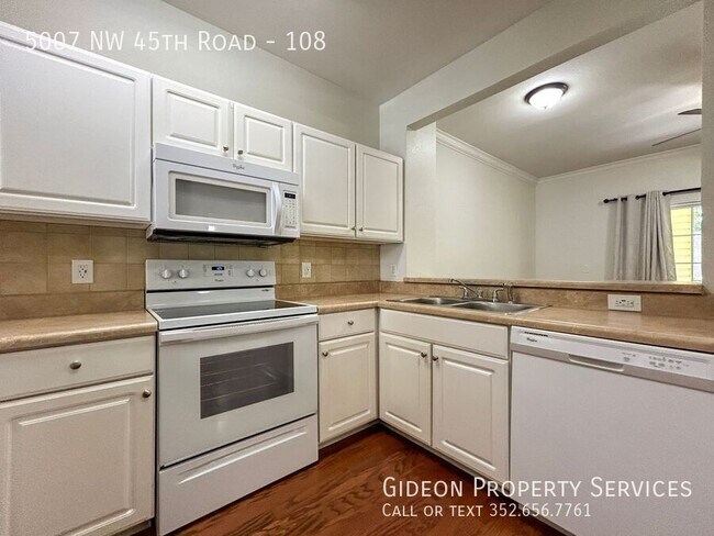 Building Photo - 5007 NW 45th Rd