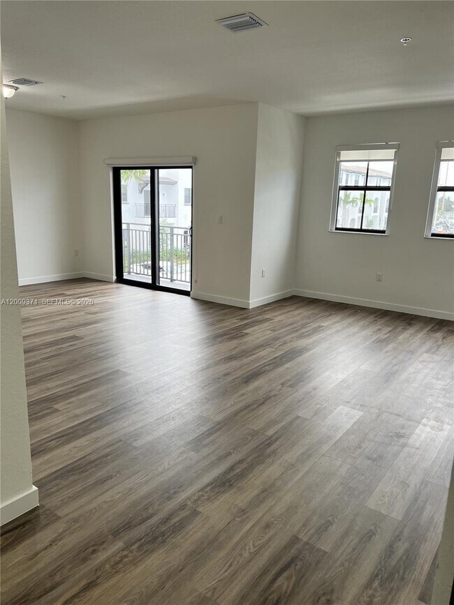 Building Photo - 15540 SW 136th St