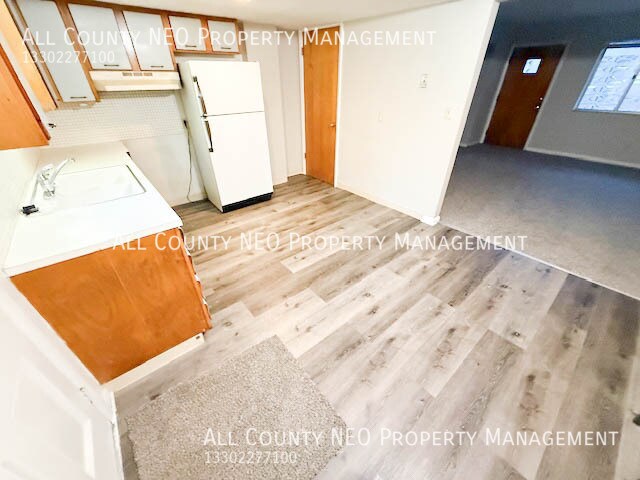 Building Photo - 1376 Forest Glen Dr