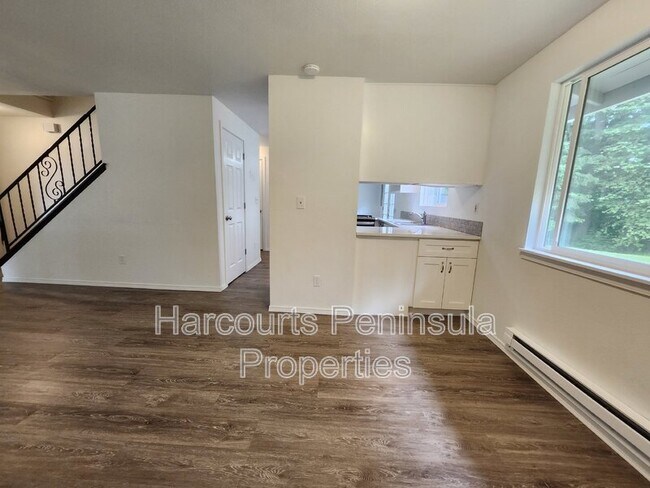 Building Photo - 3234 SE Goldmaur Ct