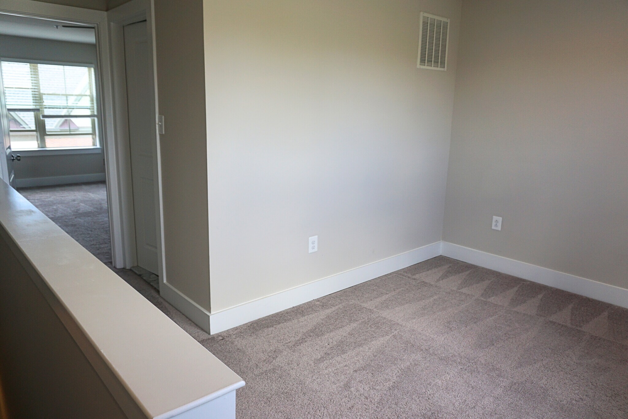 Fourth floor, den/loft space - 1309 S Quinn St