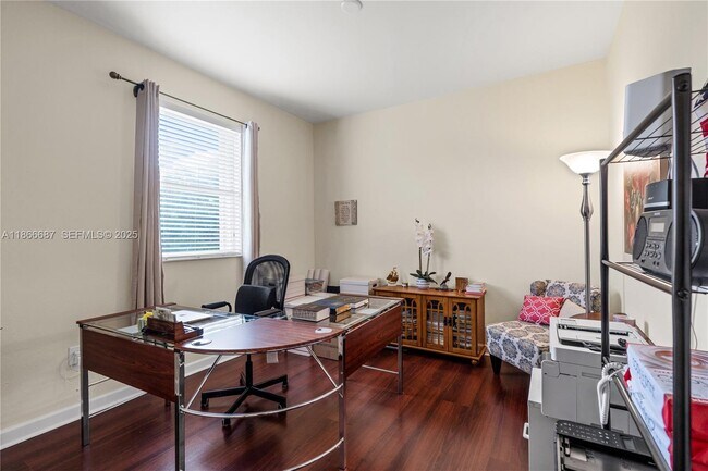 Building Photo - 363 NE 25th Terrace