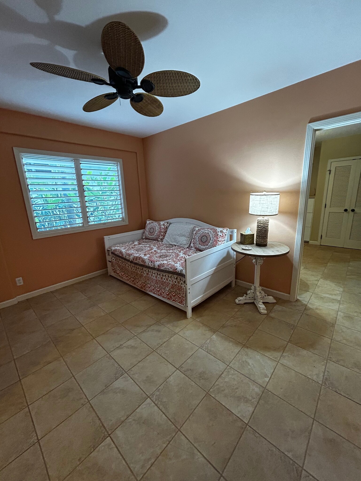 Building Photo - 5142 Lawai Rd