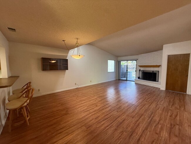 Building Photo - Creekridge Villas Single Story Condo in Gated Community in Orcutt with Easy Access to VSFB