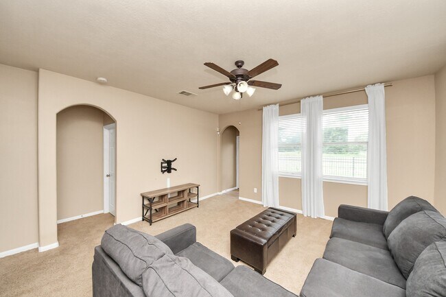 Building Photo - 8428 Willow Loch Dr