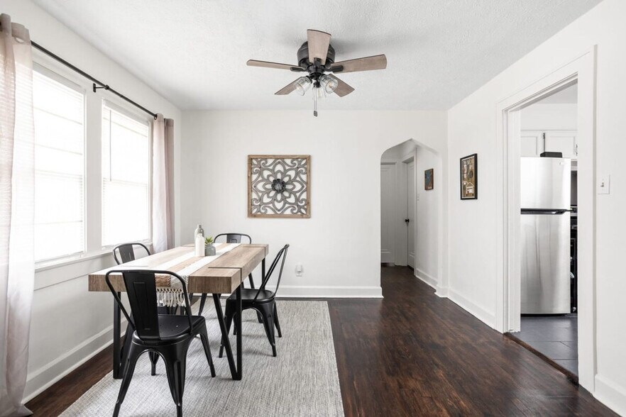 Building Photo - 6115 Ralston Ave