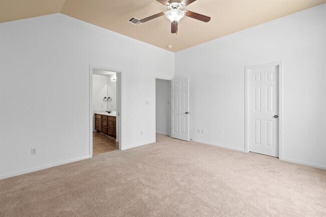 Building Photo - 16304 Fincastle Dr