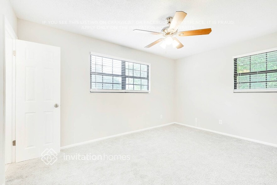 Building Photo - 2203 Burpee Dr