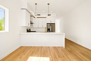 Building Photo - 3420 12th Ave