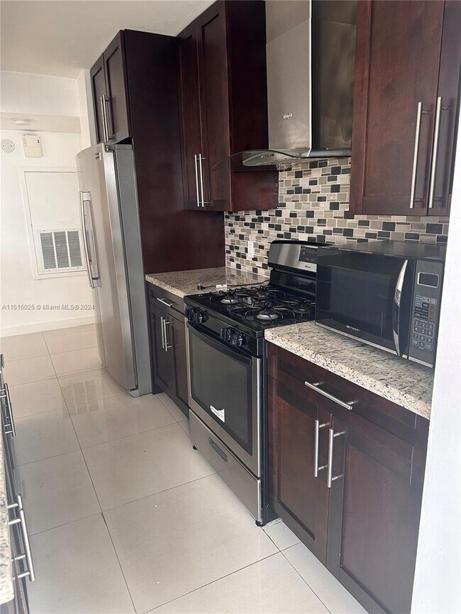 Building Photo - 15320 SW 106th Terrace