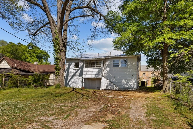 Building Photo - 2028 Avenue V