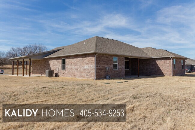 Building Photo - 306 Kirks Holw