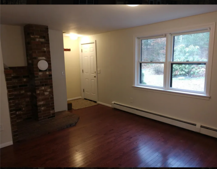 Building Photo - 19 Hawksbill Way