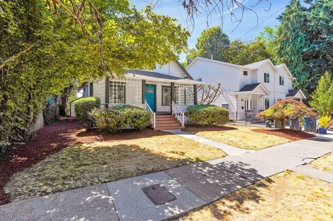 Building Photo - 2160 Trade St SE