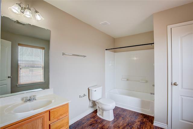 Building Photo - 1057 Castle Top Dr