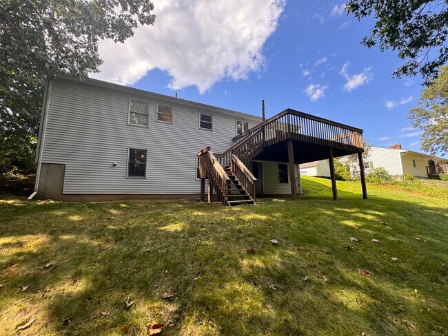 Building Photo - 106 Brookline Dr