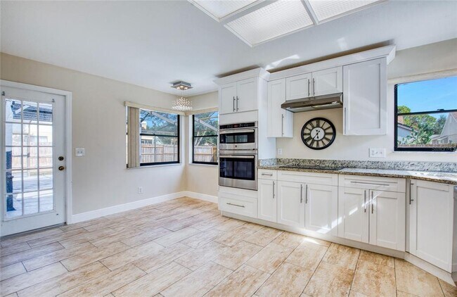 Building Photo - 1925 Brookstone Way